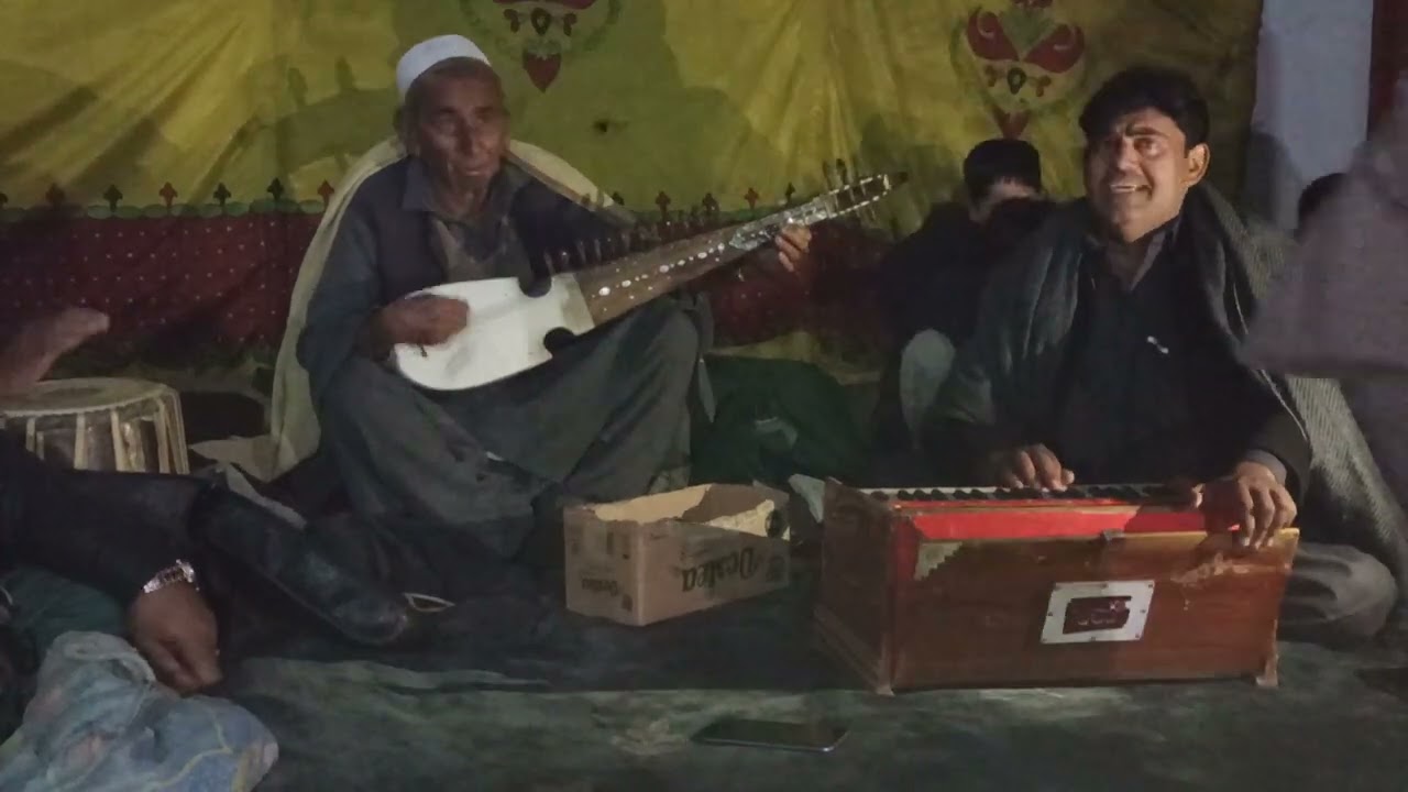 Sok che navaa navaa yar zanla goree lewanei da hasee kar zanla goree. Shoukat ustaz Ayaz israr faza