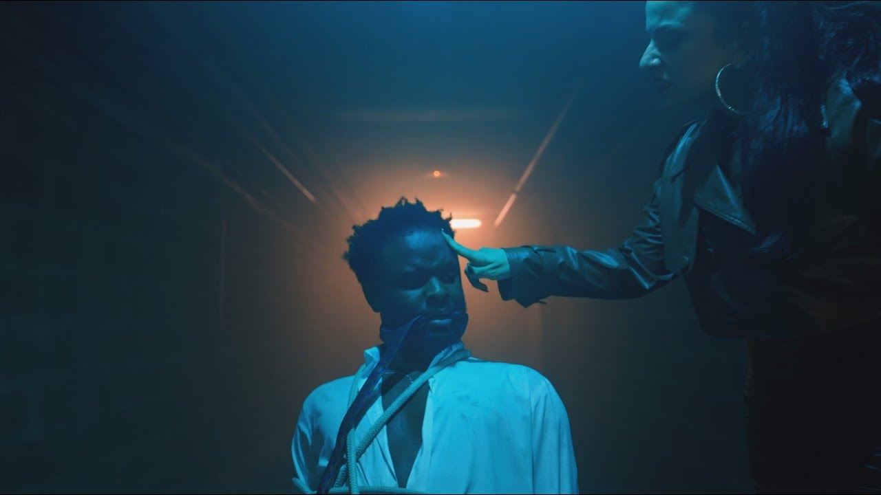 Alyna, El Boa Prod - Karma (clip officiel)