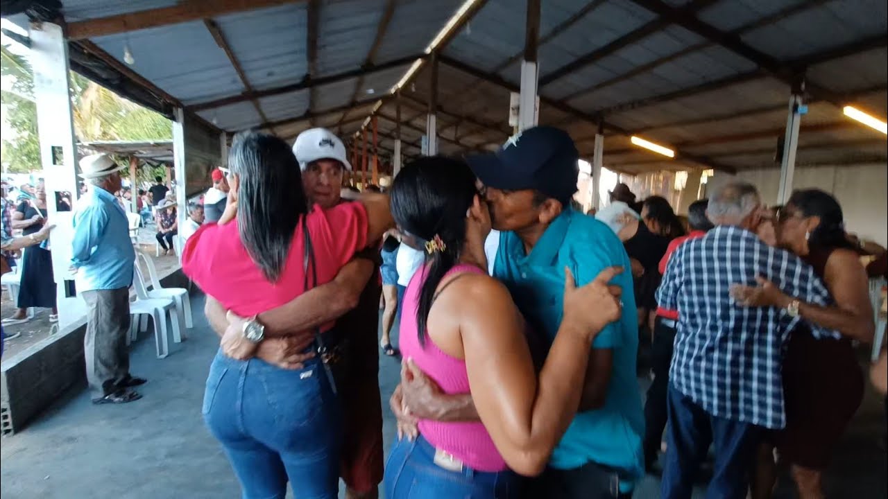 🪗 FORRÓ DIVERTIDO É ASSIM NINGUÉM FICA PARADO, RANCHO DO VAN EM ARAPIRACA ALAGOAS BRASIL