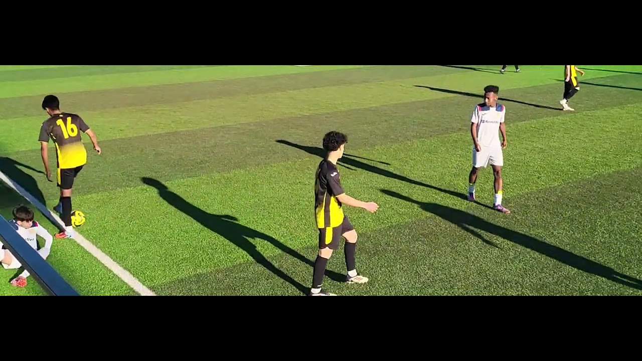 Partido de la liga 25/26 CD Roda cadete B  vs Atletico Cabayan cadete A.  1st tiempo sabado 10/01/26