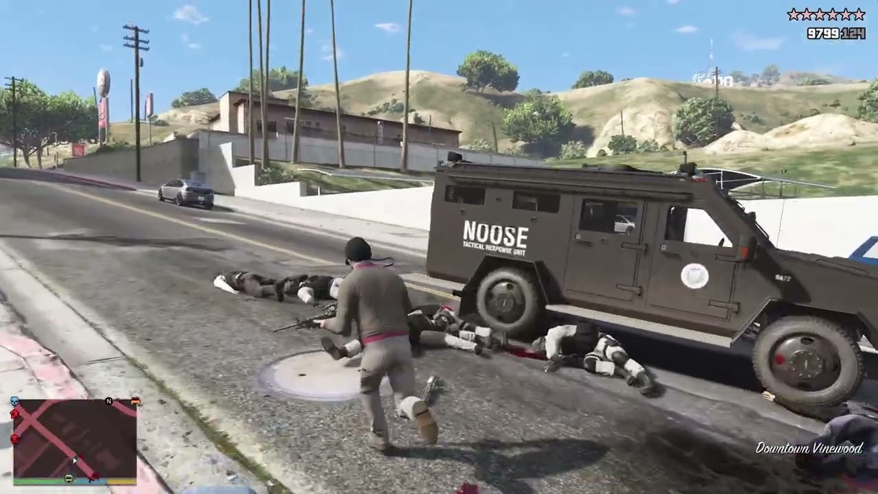 GTA V: Trevor, Ron, Lamar, Wade 10 Star Cop Battle + Escape