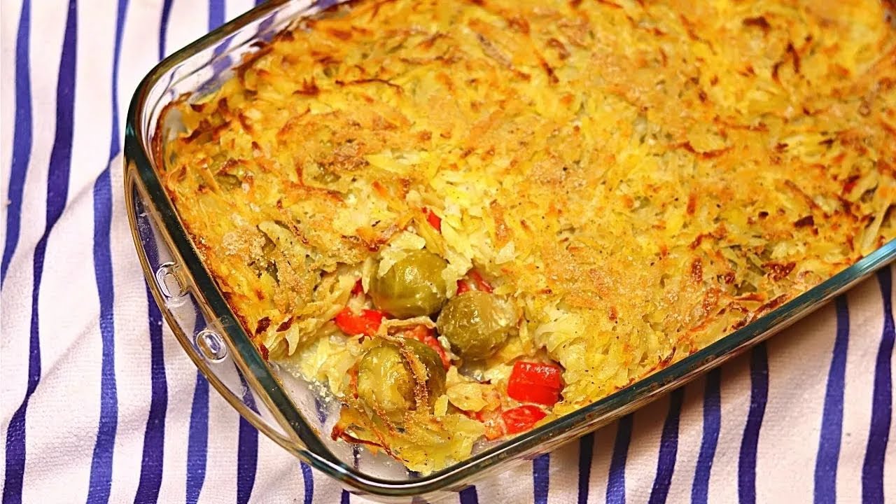 Dieses Rosenkohl Auflauf Rezept mit Kartoffelkruste ist so lecker, dass ich den jeden Tag mache!