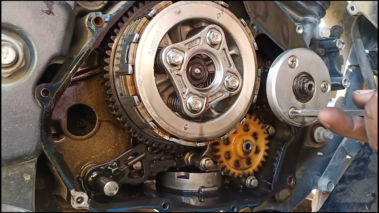 how to Pulsar bs6 150 clach plate fitting|| Pulsar bs6 clutch plate timing|| Pulsar bs6 bike clutch