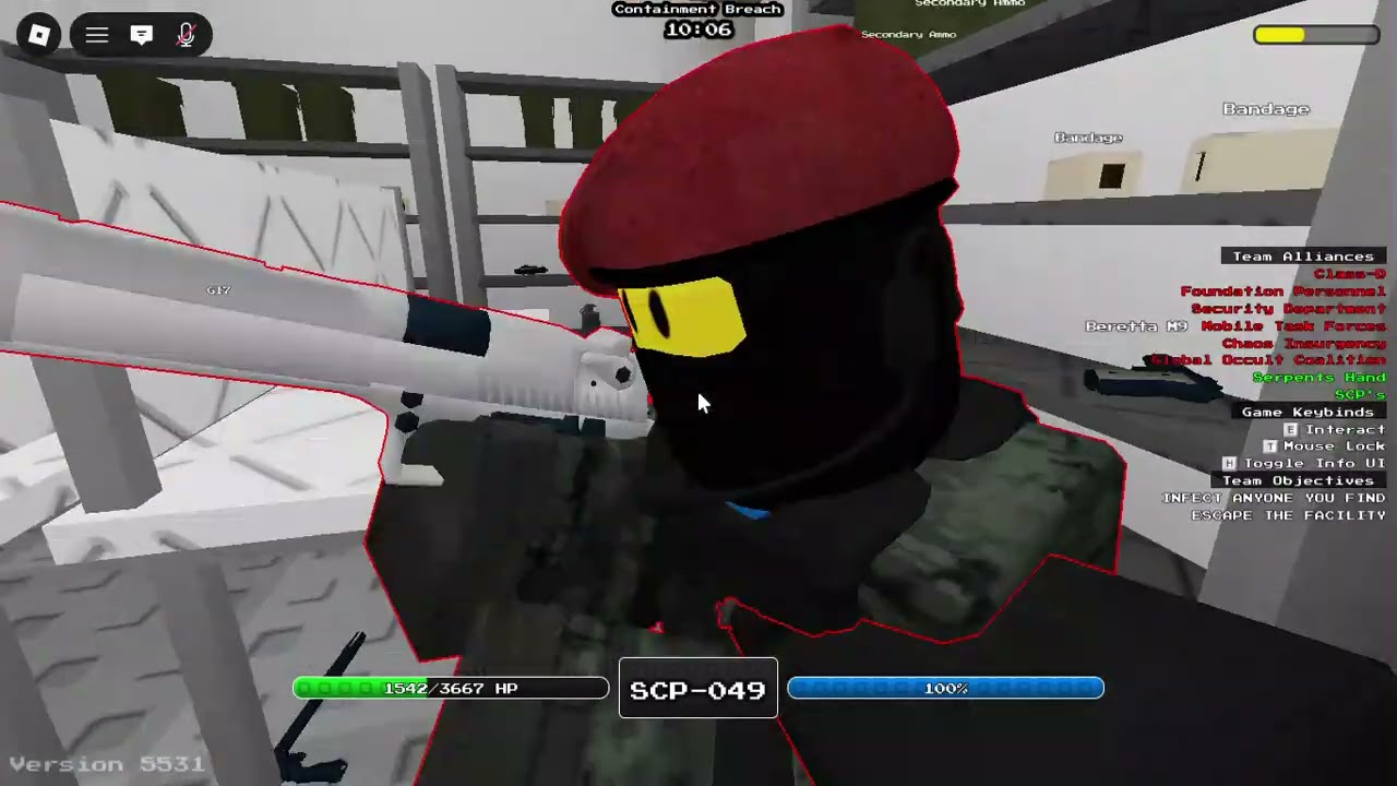 playing as scp-049 in scp retrobreach