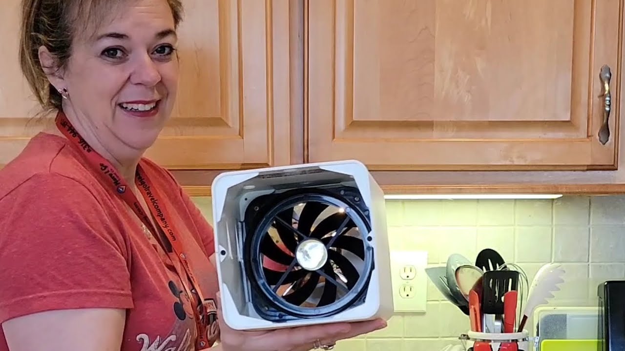 My first product Unboxing!  ScentAir home fragrance to smell like my favorite Disney Resort!