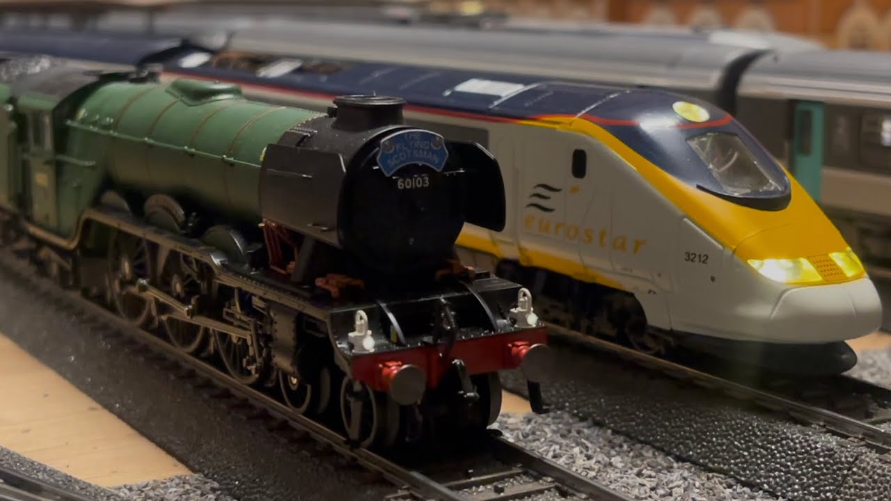 Eurostar meets Märklin’s Flying Scotsman