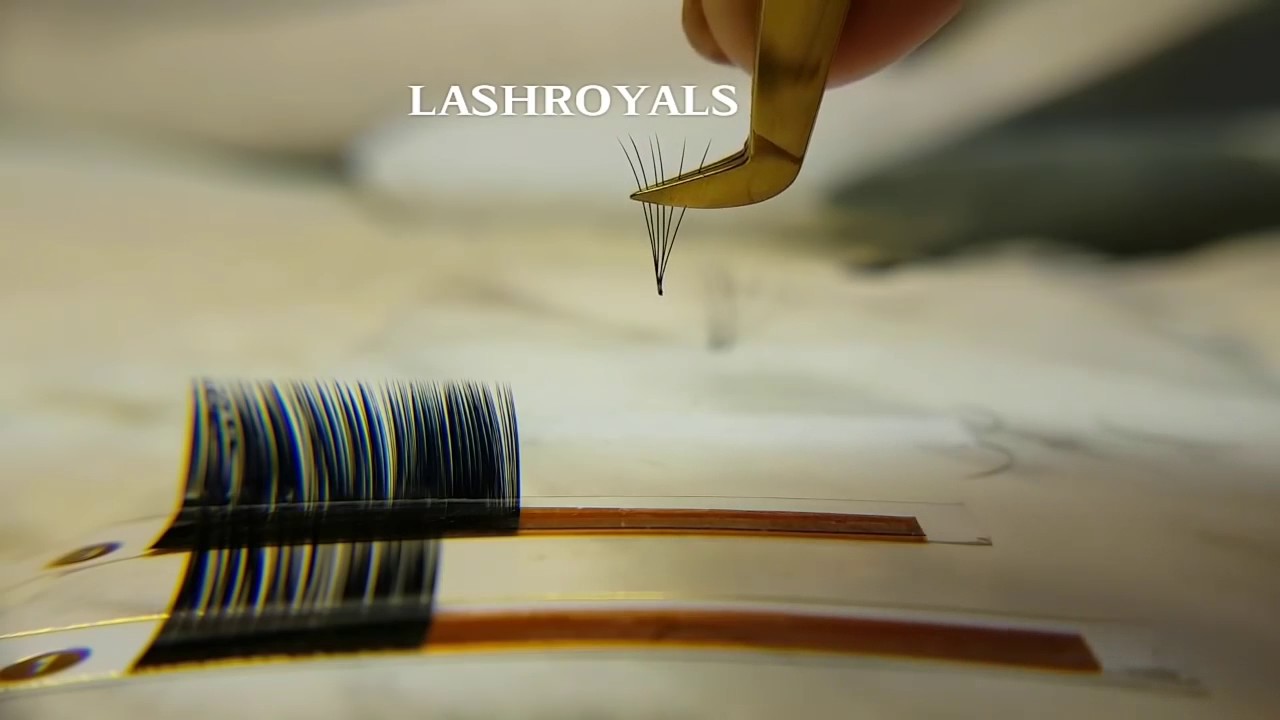 RUSSIAN VOLUME LASH FANS MAKING