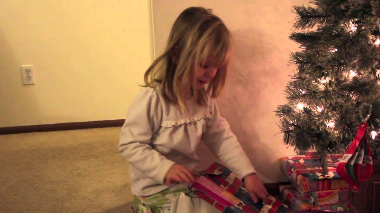 Viva Calliope Opens Christmas Presents 2011