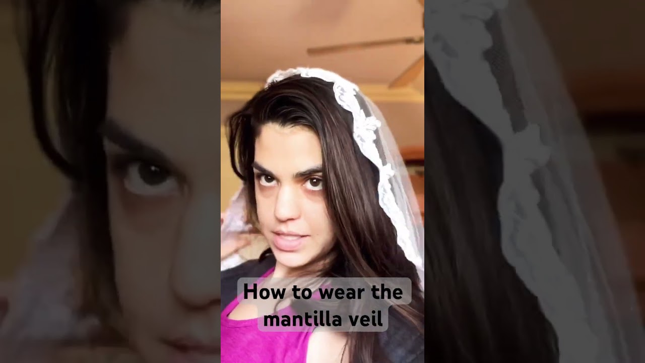 How to wear the mantilla veil in your hair: Fit a Veil in your Downdo Hairstyle #hairtutorial