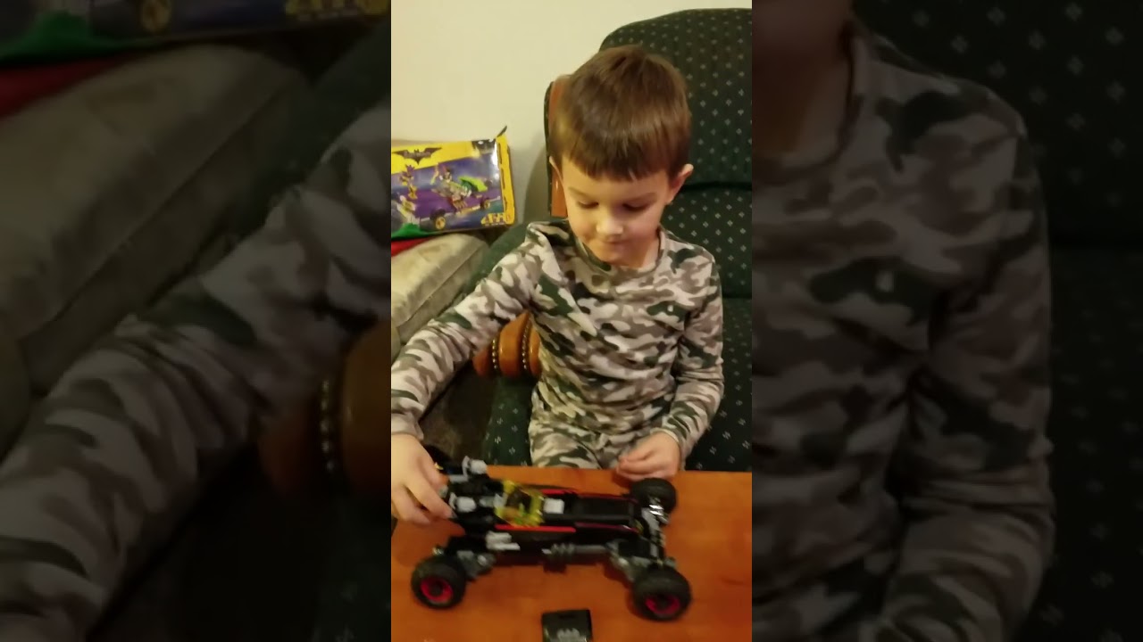 Lego Batmobile. Too cute ending 😆