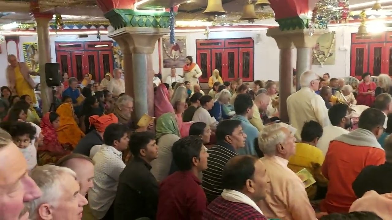 Haidakhan  Navratri 2023 Hanuman  chalisa