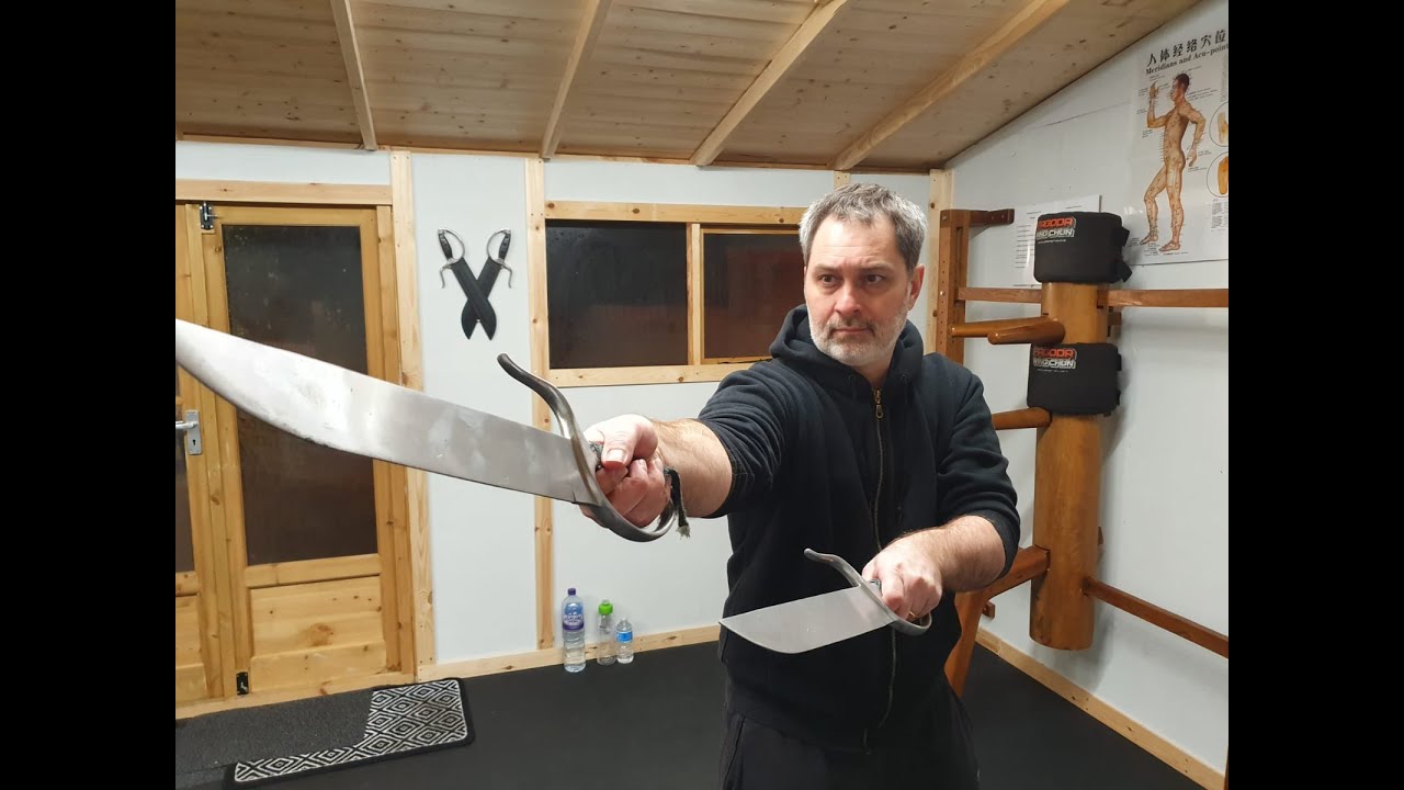 Butterfly Swords Intro Sifu Dominic Békés 'William Cheung Wing Chun'