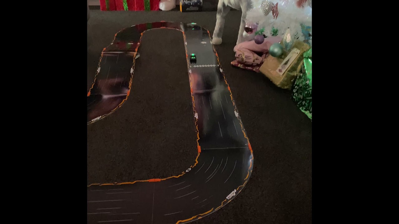 Anki Overdrive | Fast and Furious Car Racing Test Drive