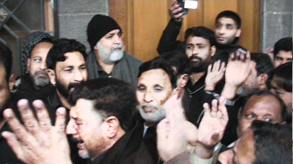 Shaam 2012 Chakwal Party.Zahra (as) ki Batiyon ki . Fajar Pursa 13/01/12. (Part 8)