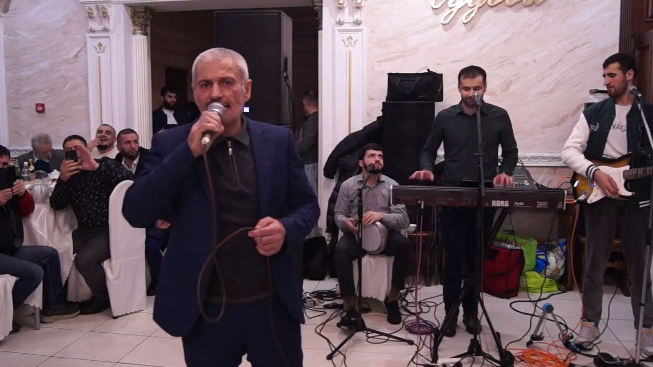ТОЛИБШО  ДАМДОРОВ