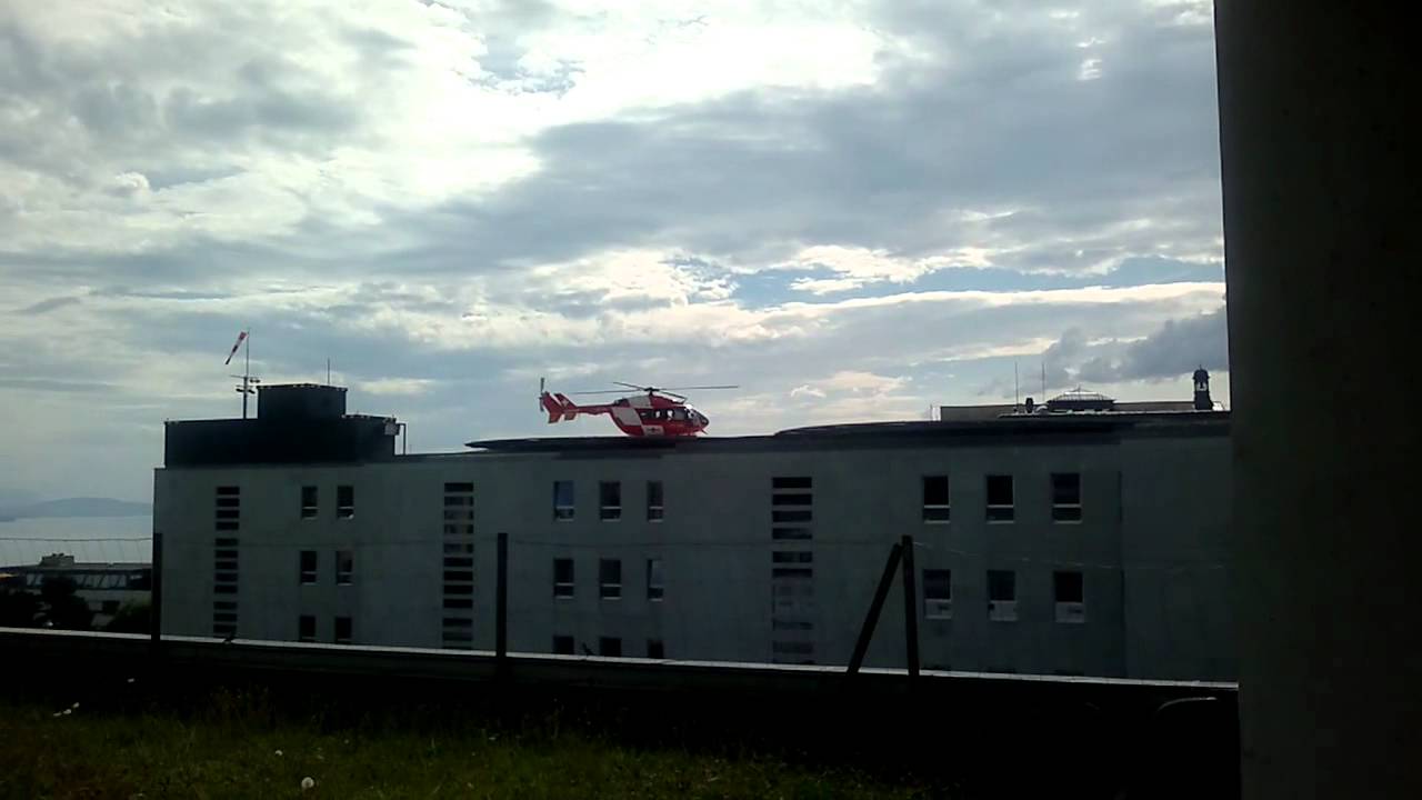 REGA arrive au CHUV-(1).mp4