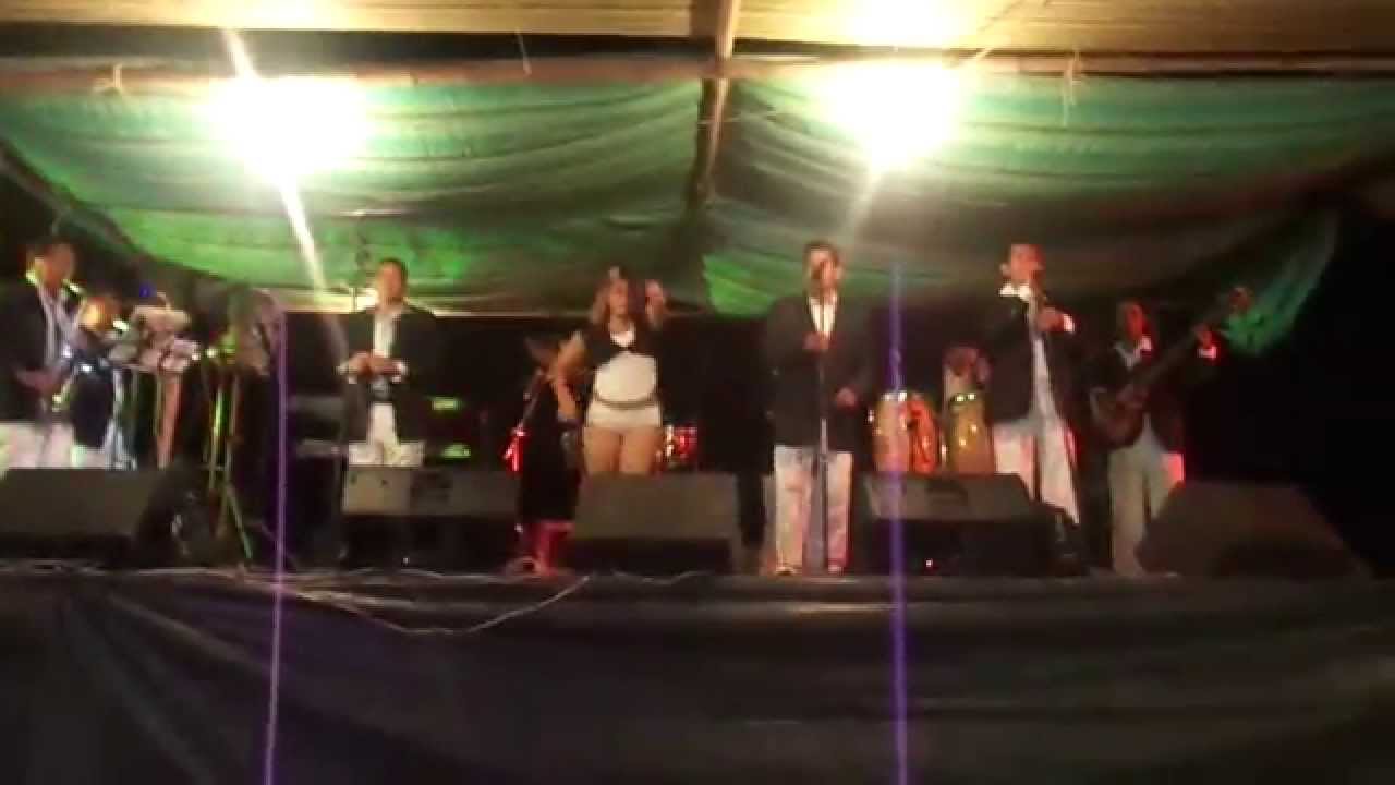 ARIEL CRUZ Y SU...ORQUESTA LATIN BAND.......MOSAICO SUAVE NO MAS
