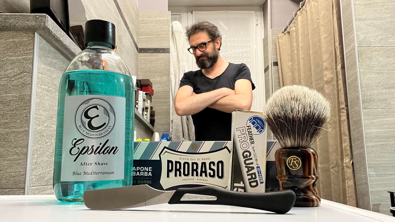 La Tradizionale con Feather Artist! Il costoso pseudo kamisori. Non perderti Epsilon