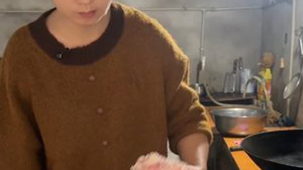又发现我老汉老了的表现啦！衣服经常反起穿 #原创视频 #vlog日常 #残疾人 #重庆残疾人驾校 #渝儿教练