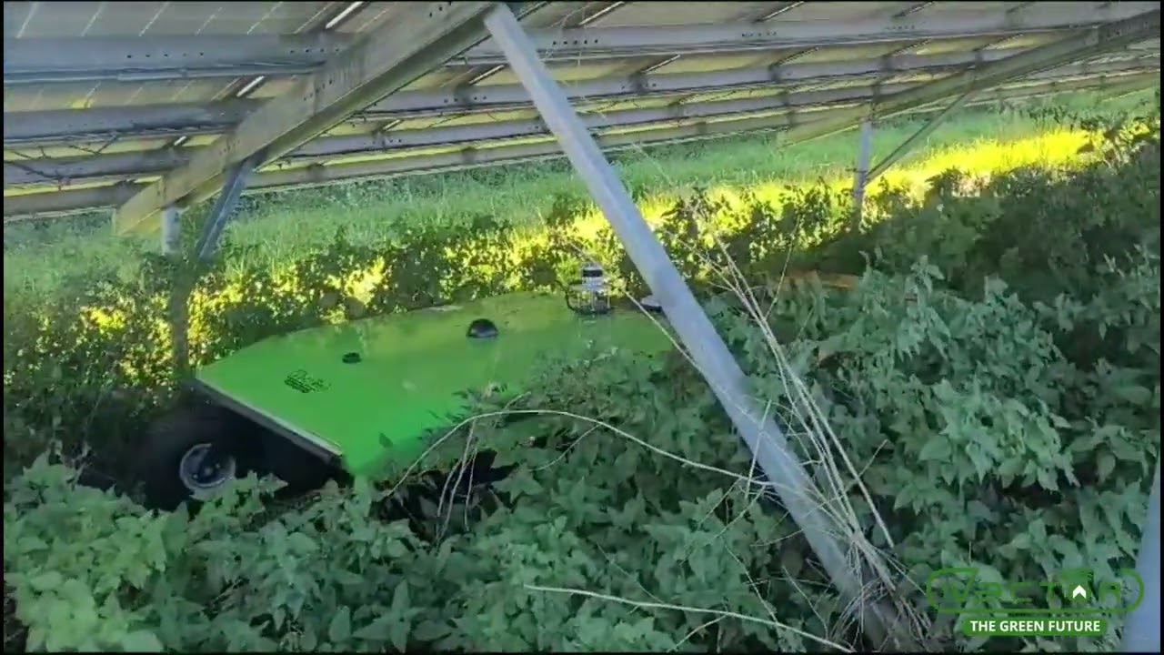 Autonomous Mowing Machine | Test Lidar under solar panels | Mowing Solar Park Autonomous