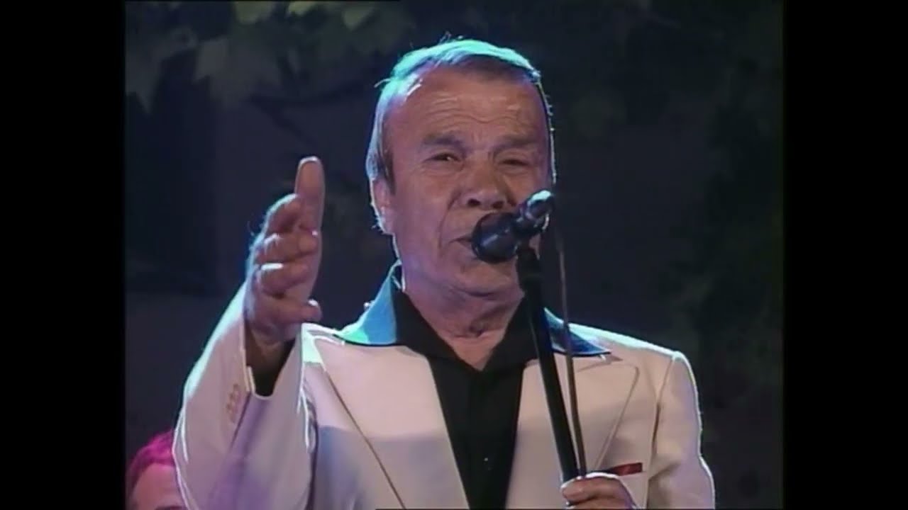 Mostar Sevdah Reunion - Oj Djevojko Pod Brdom  (Live in Mostar 2005)