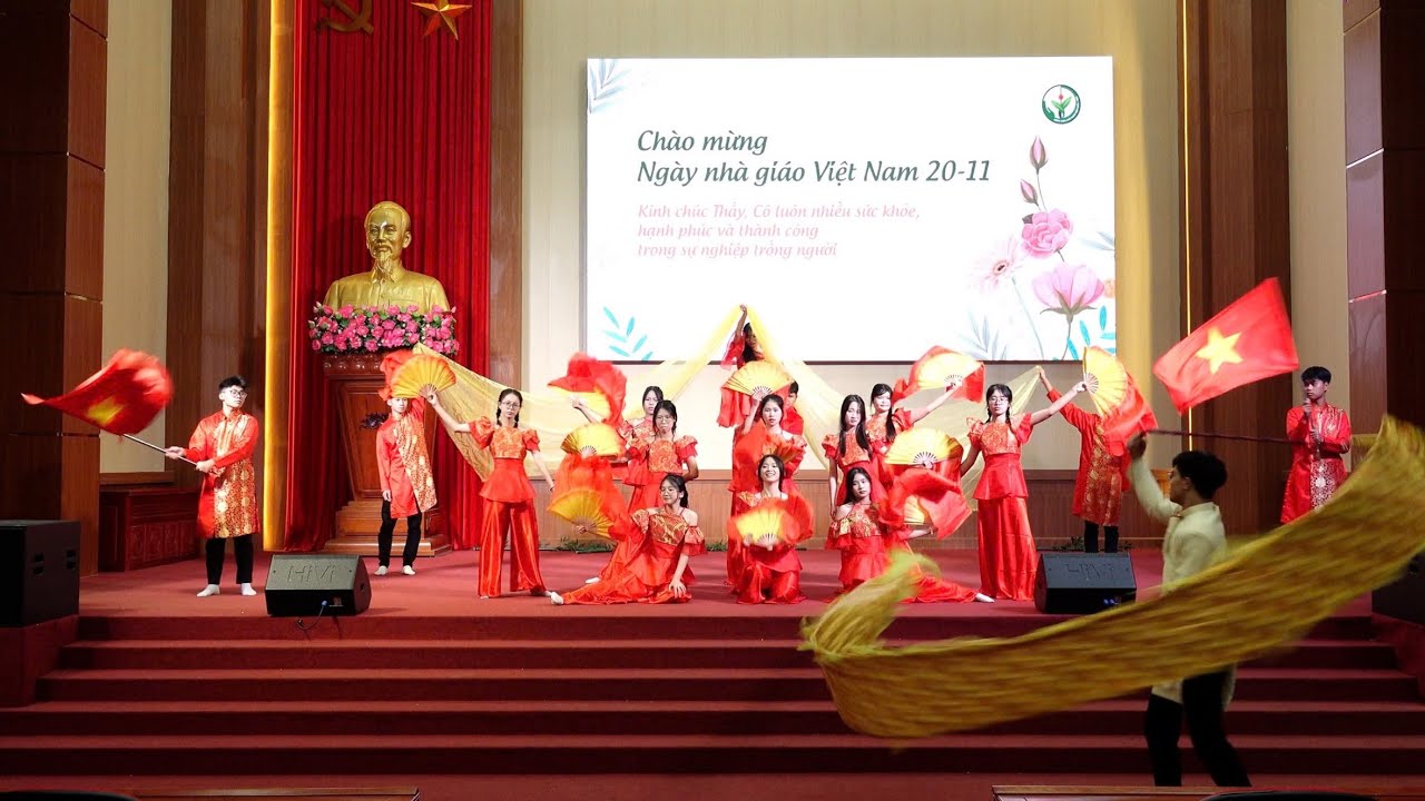 Chi đoàn 11A THPT Kim Thành : Liên khúc Thịnh Vượng Việt Nam Sáng Ngời & Vũ Độc