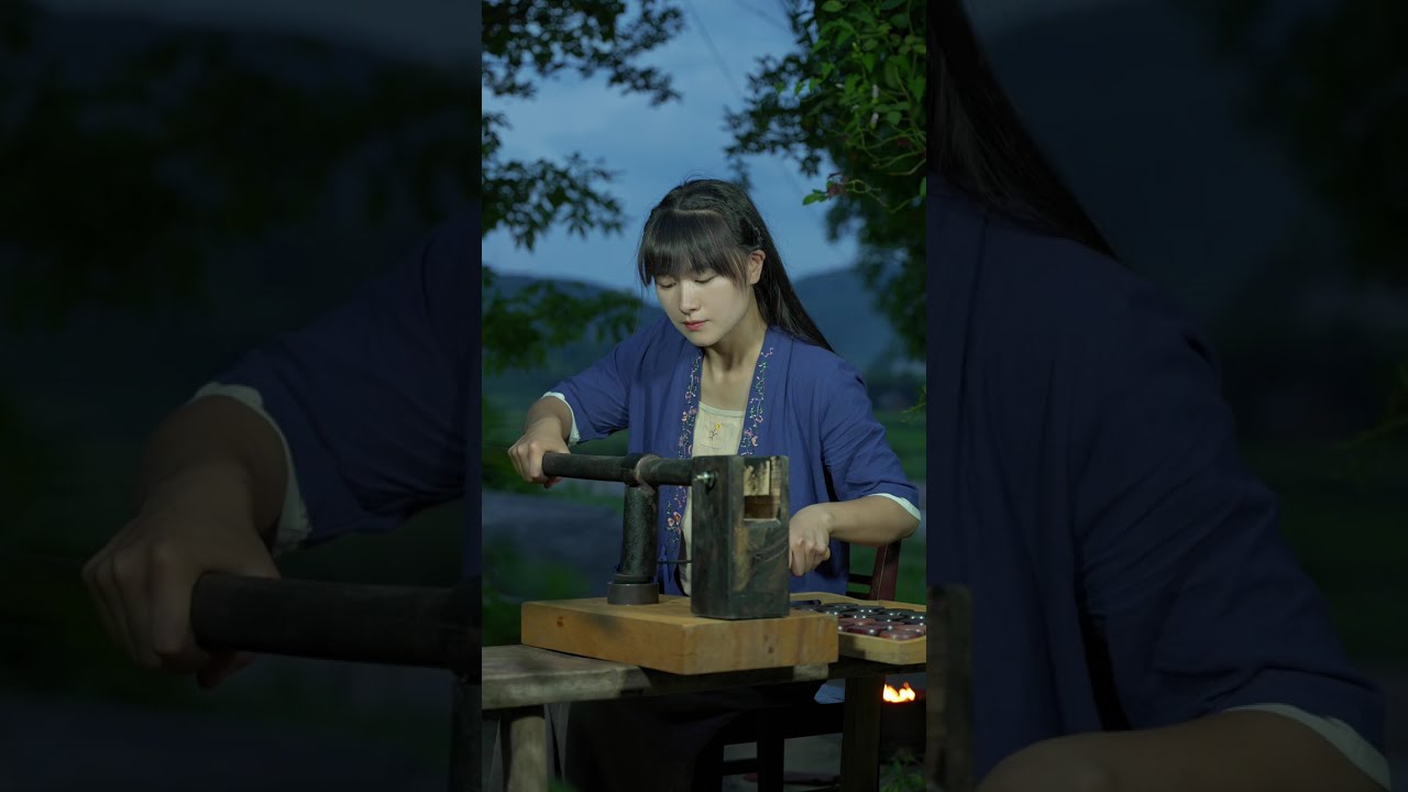 Crafting Mother-of-Pearl Chess Board | Traditional Chinese Craftsmanship