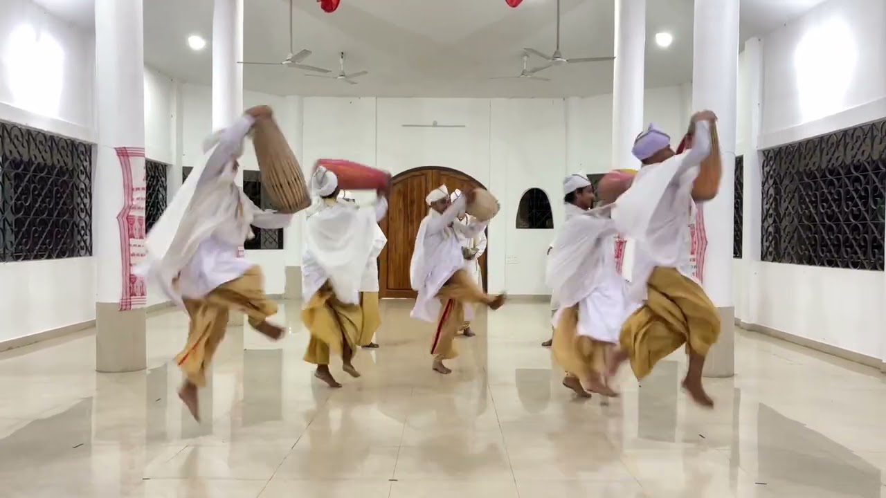 Gayan bayan Sri sri Dhuwahat Beloguri Sattra Kristi kendra.lakhimpur , Narayanpur.