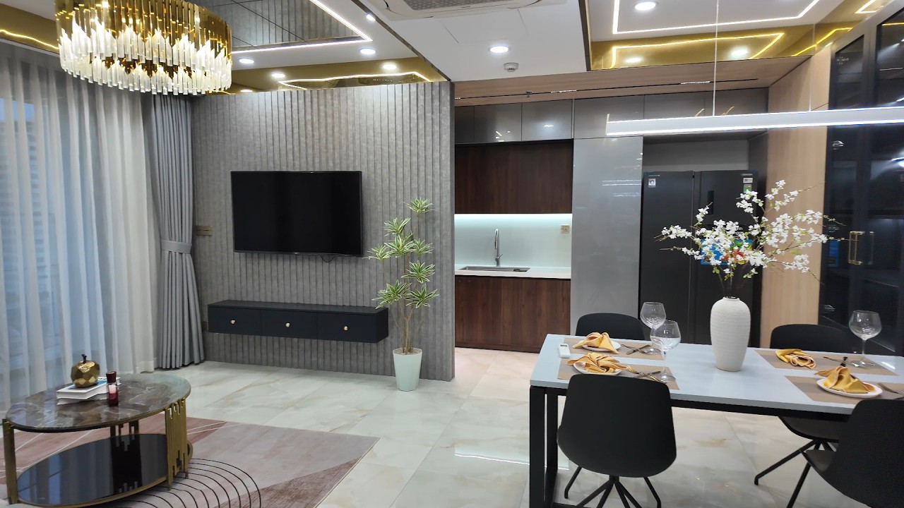 Экскурсия по одной из самых роскошных трехкомнатных квартир в Сайгоне.