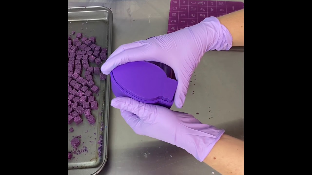 New Bath Bomb Mold Demo - Chunkadust