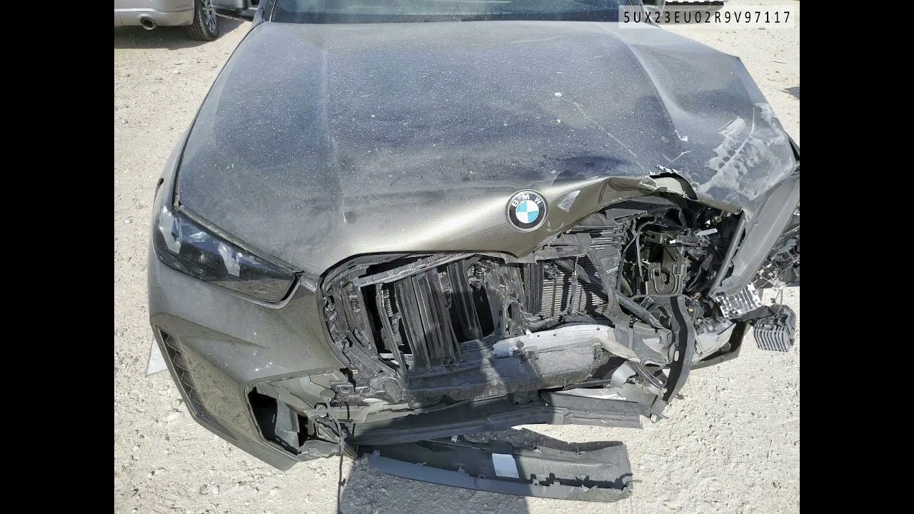 BMW X5 2024 — Real Copart Condition! Run & Drive, Low Miles, Easy Fix