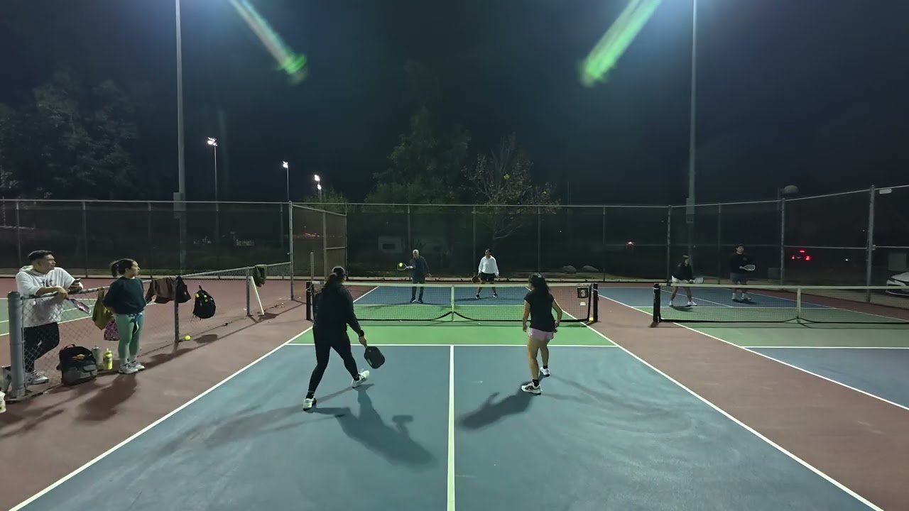 Aika / Rene vs. Jom / Kris (02/11/26)
