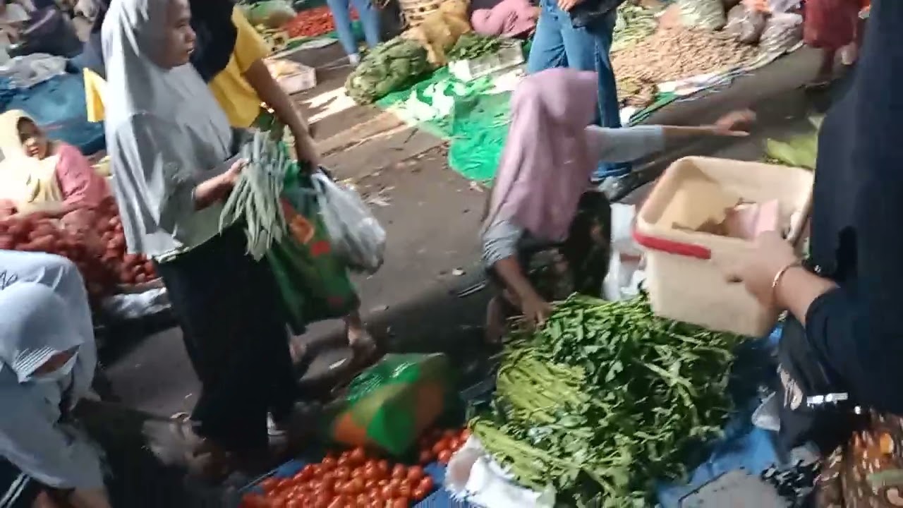 Pelecing kangkung di waktu puasa jadi sayur enaknya gaes