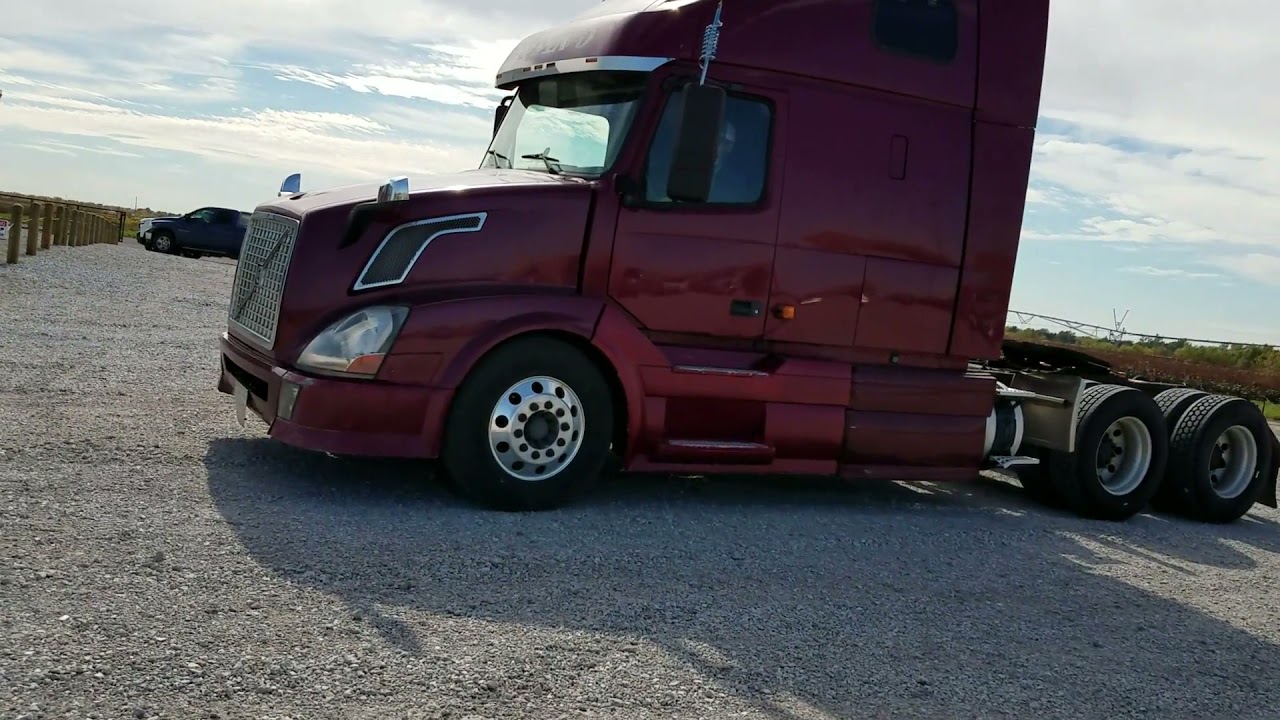 2006 VOLVO VNL64T780 For Sale