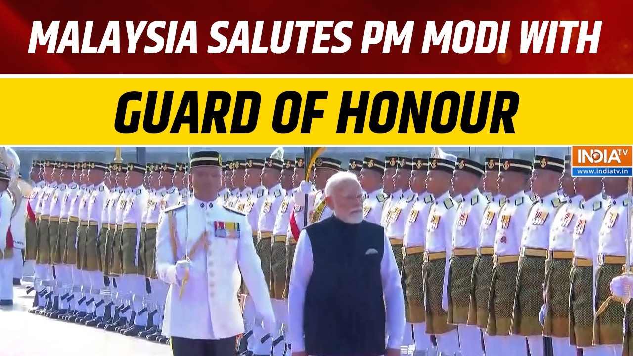 PM Modi Receives Ceremonial Welcome & Guard of Honour in Malaysia | India TV News English