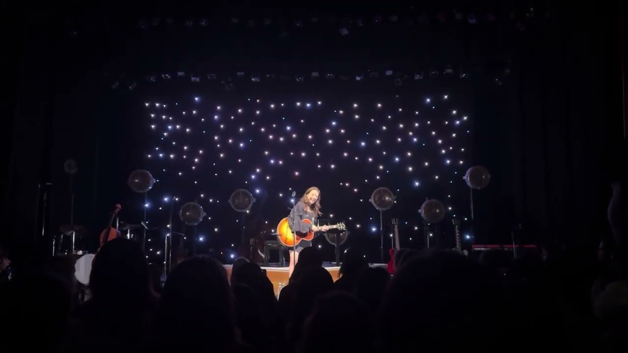 just my luck - unreleased laufey song