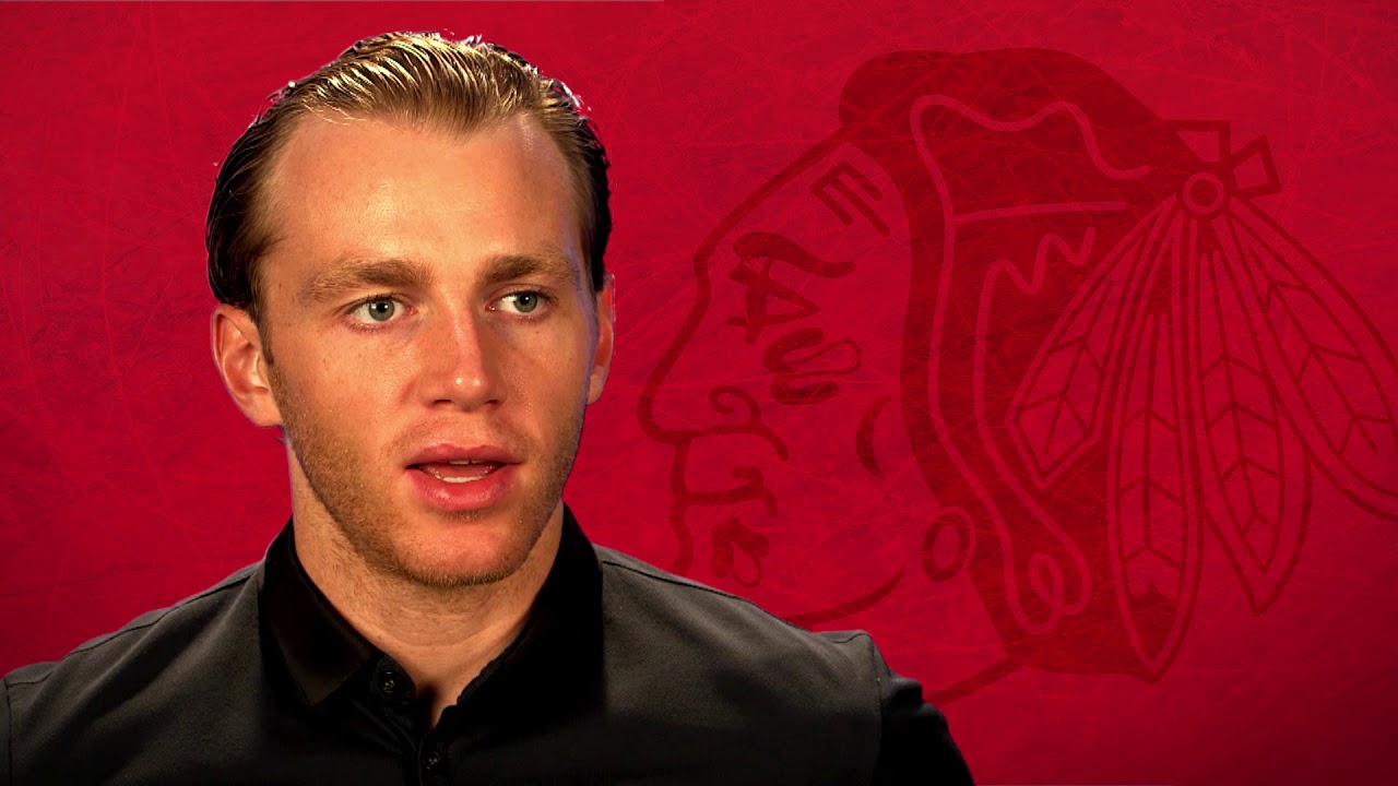 Kane on Duncan Teeth | Chicago Blackhawks