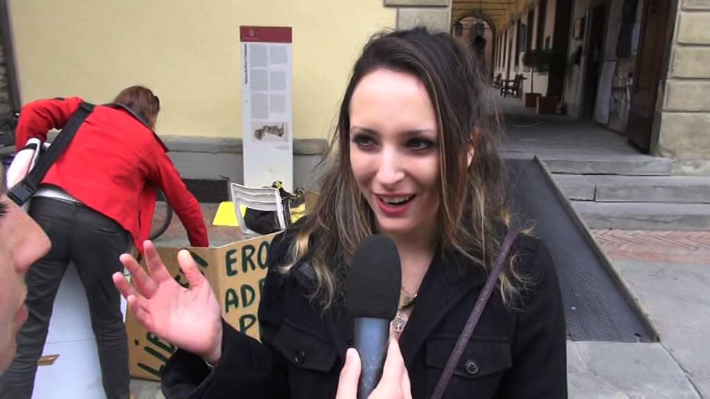 La protesta degli animalisti di Arezzo contro il circo