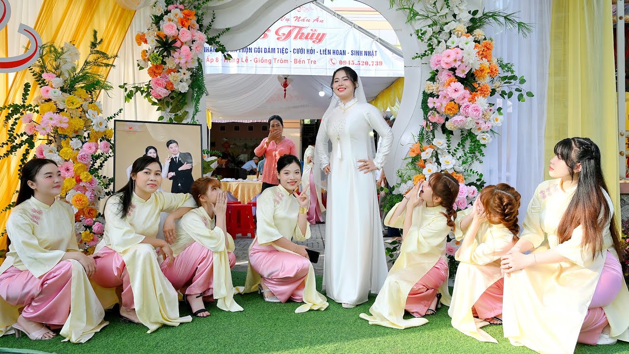Ngày Đặc Biệt! Chị Em Sinh Ba Bưng Mâm Trong Đám Hỏi Chị Hai💍🤭