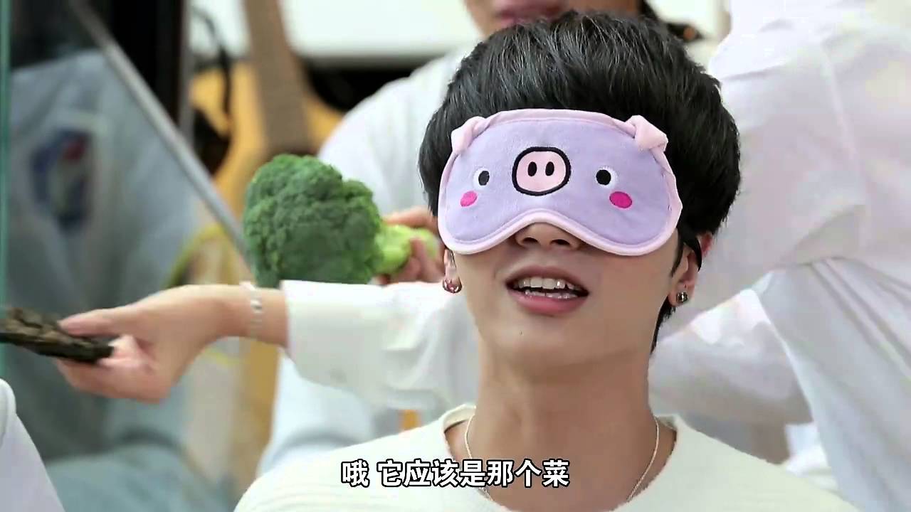 华晨宇160227《你看起来很好吃》第八期完整版：华晨宇超市疯狂买肉“腋下”玩转各大厨 Chenyu Hua