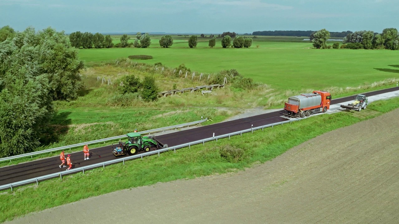 Sustainable road rehabilitation of the L213 with HaTelit XP asphalt reinforcement