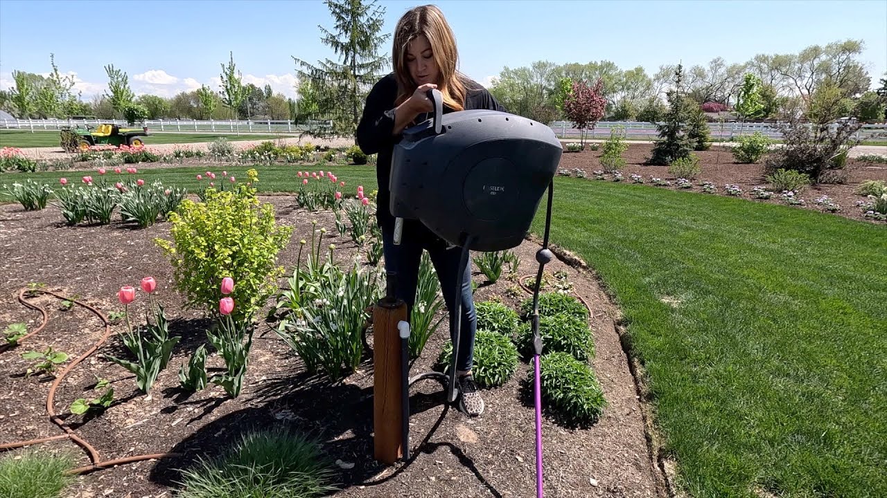 Setting up a New Hoselink + Planting Lilacs and Snapdragons 🌿💦 // Garden Answer