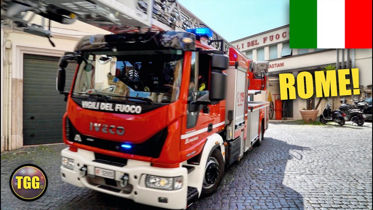 [Rome] Italian Fire Trucks Responding With Lights & Siren!