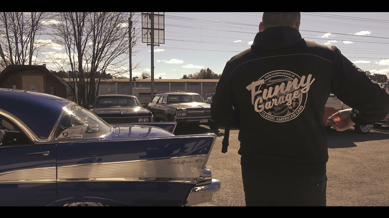 Funny Garage Classic American Cars