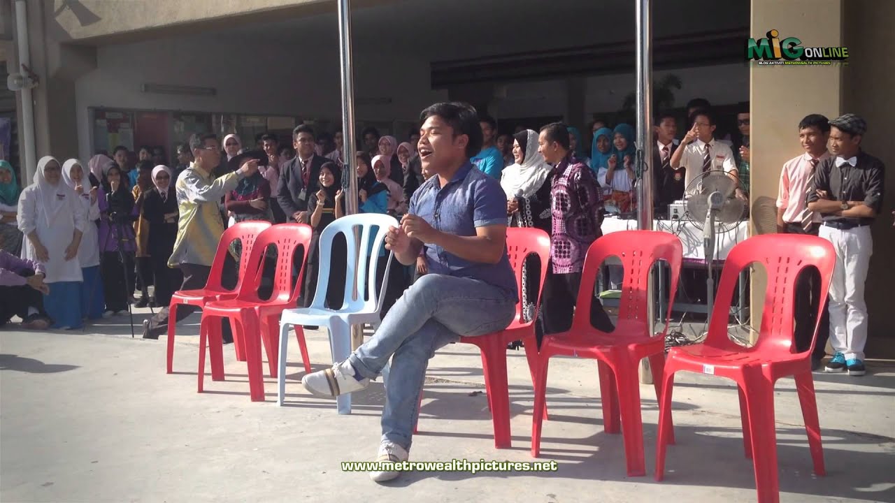 Bobo Gwiyomi Live SMK Subang Bestari!
