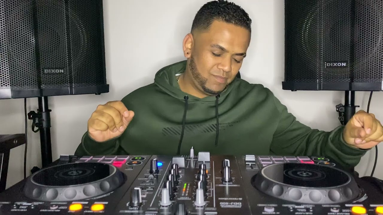 Slow Jam Mix - Let&rsquo;s Slow Dance