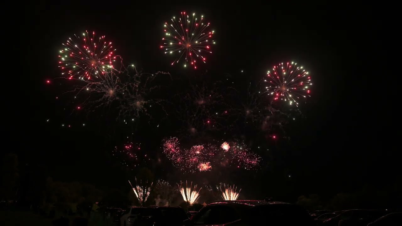 Ragley Hall Fireworks 2025 - Dynamite Fireworks - Firework Champions