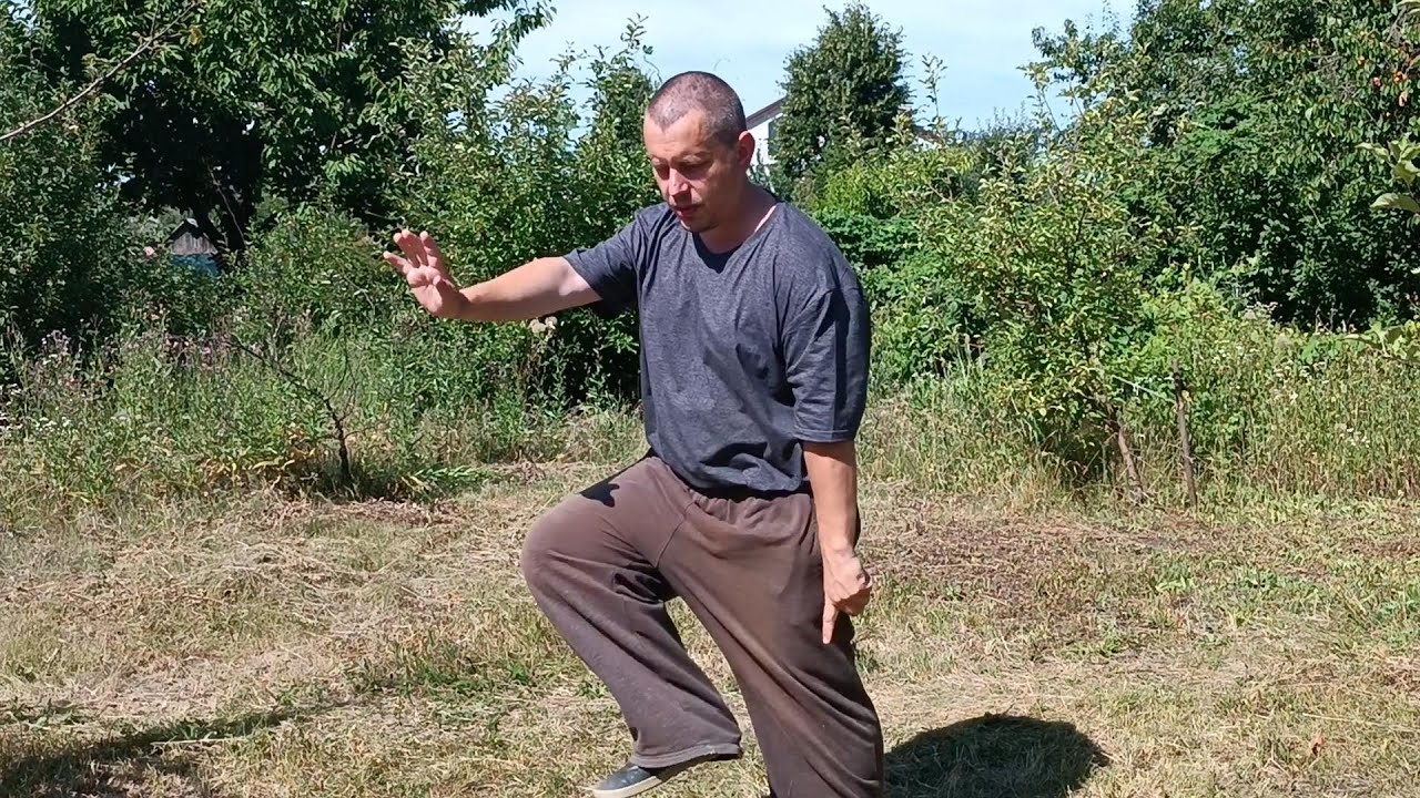 Walking Qigong: Belt Meridian Step (Cultivating Heaven & Earth Connection)