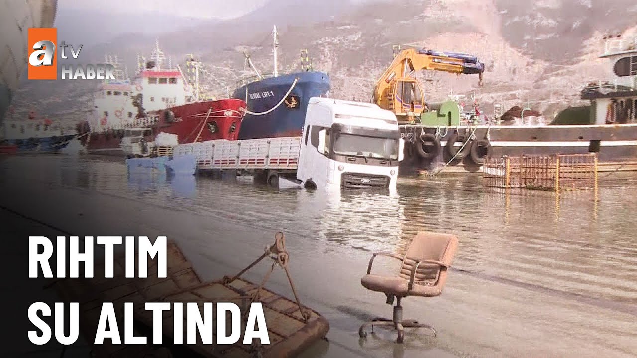 Depremin etkisiyle zemin &ccedil;&ouml;kt&uuml;! - atv Haber 8 Mart 2023