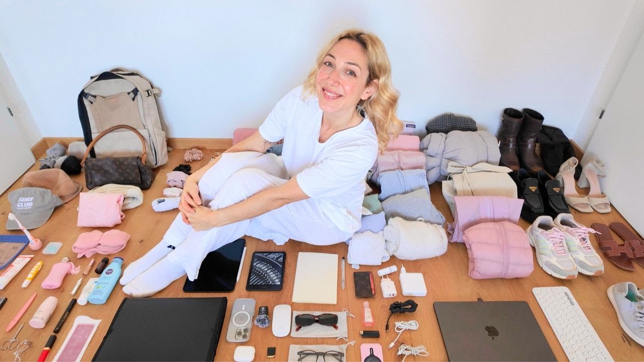 Everything I Own as a Minimalist in 2025 (personal belongings)